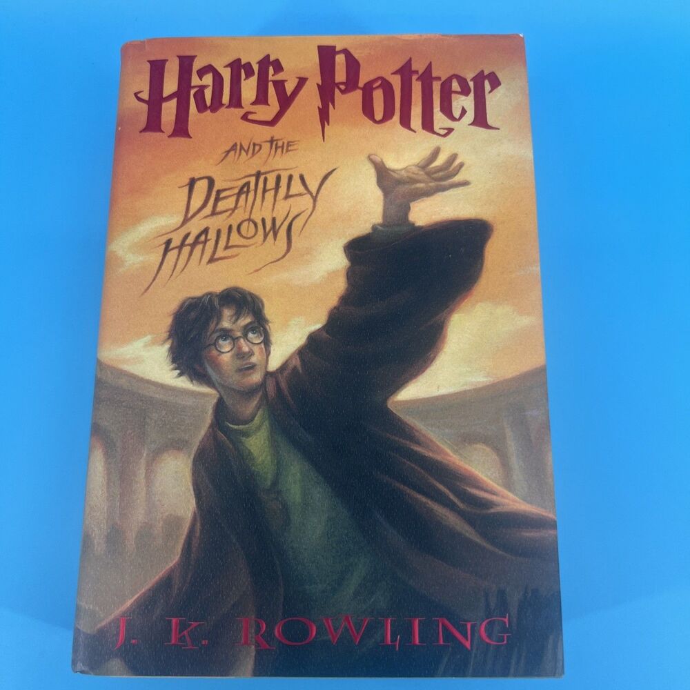 Harry Potter and the Deathly Hallows by J. K. Rowling (2007, Hardcover)